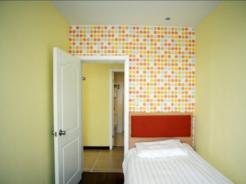 Home Inns Shanghai Pudong Sanlin Subway Station Branch Bagian luar foto